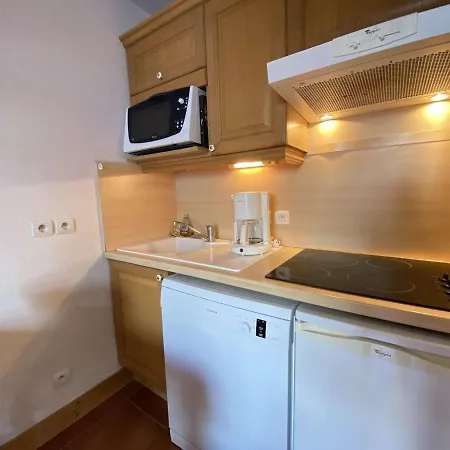A Praz-sur-arly, Proche Village Et Pistes, Balcon, Parking, Piscine, 4 Pers - Fr-1-603-18