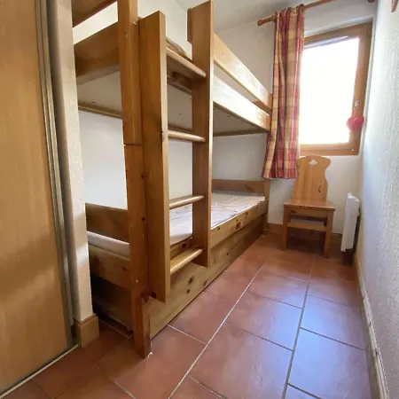 à Praz-sur-arly, Proche Village Et Pistes, Balcon, Parking, Piscine, 4 Pers - Fr-1-603-18 Appartement Praz-sur-Arly